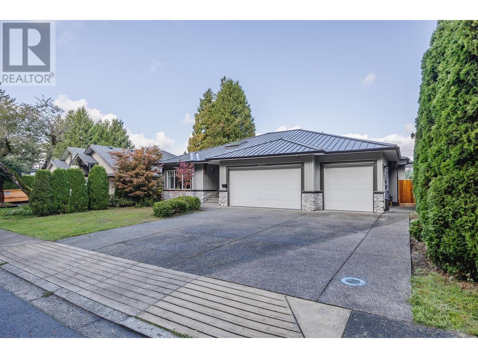 Property at 21067 STONEHOUSE AVENUE image 2