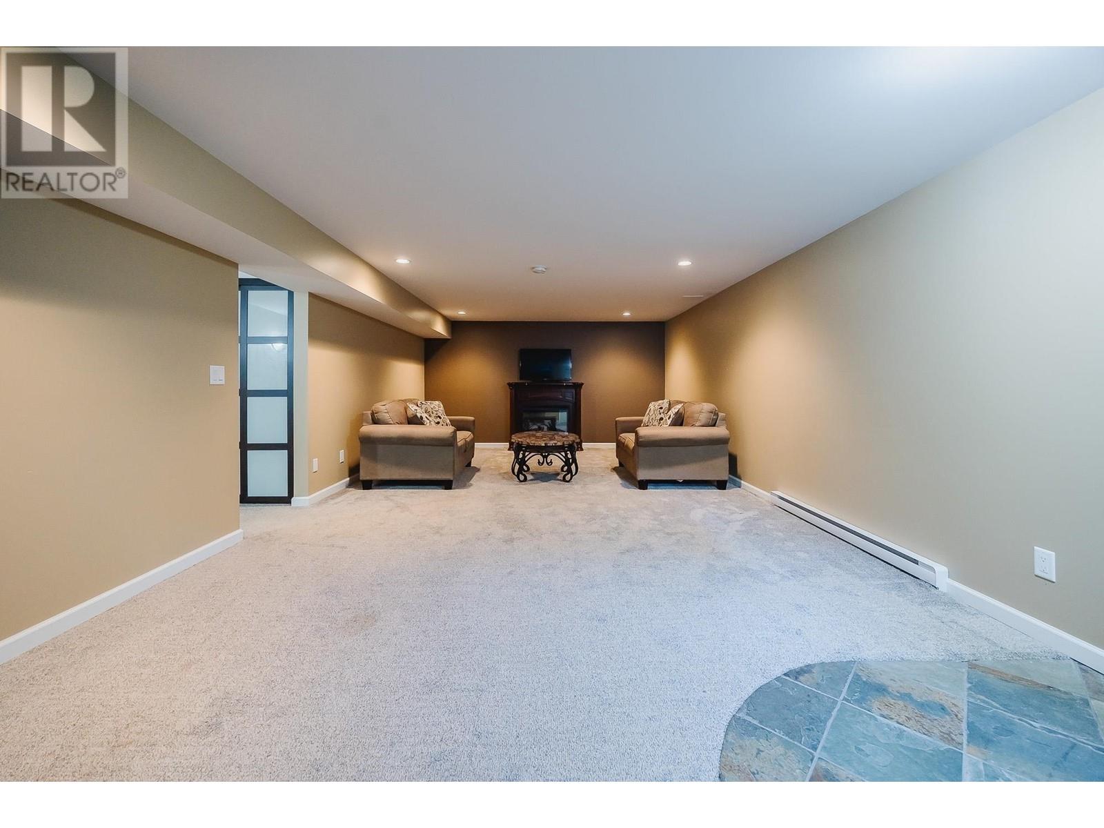 21067 Stonehouse Avenue, Maple Ridge, British Columbia  V2X 8C4 - Photo 34 - R2973018