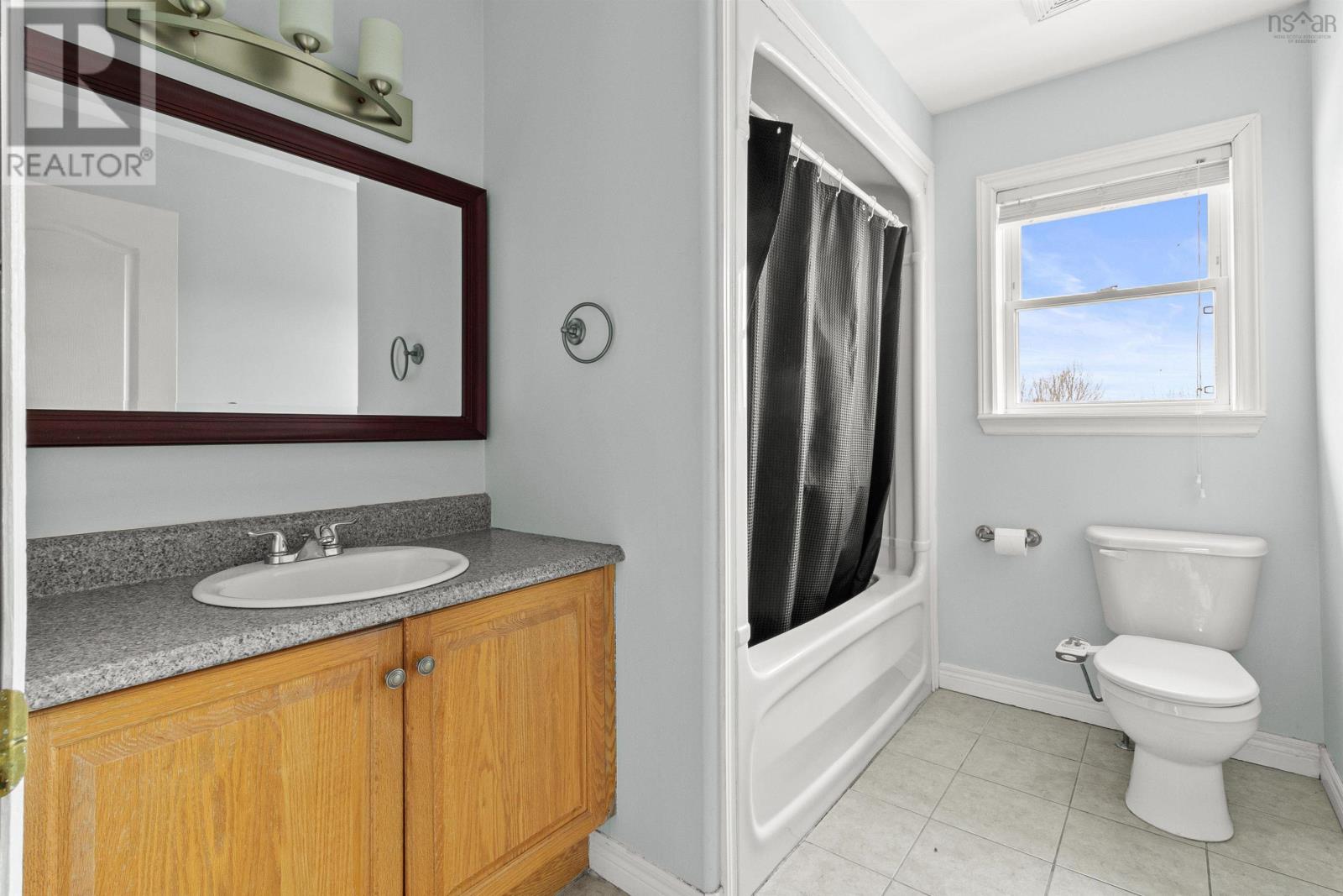 27 Lucasville Road, Middle Sackville, Nova Scotia  B4E 3E8 - Photo 11 - 202504686