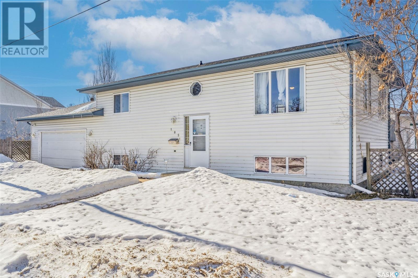 Property at 185 25th STREET E image 1