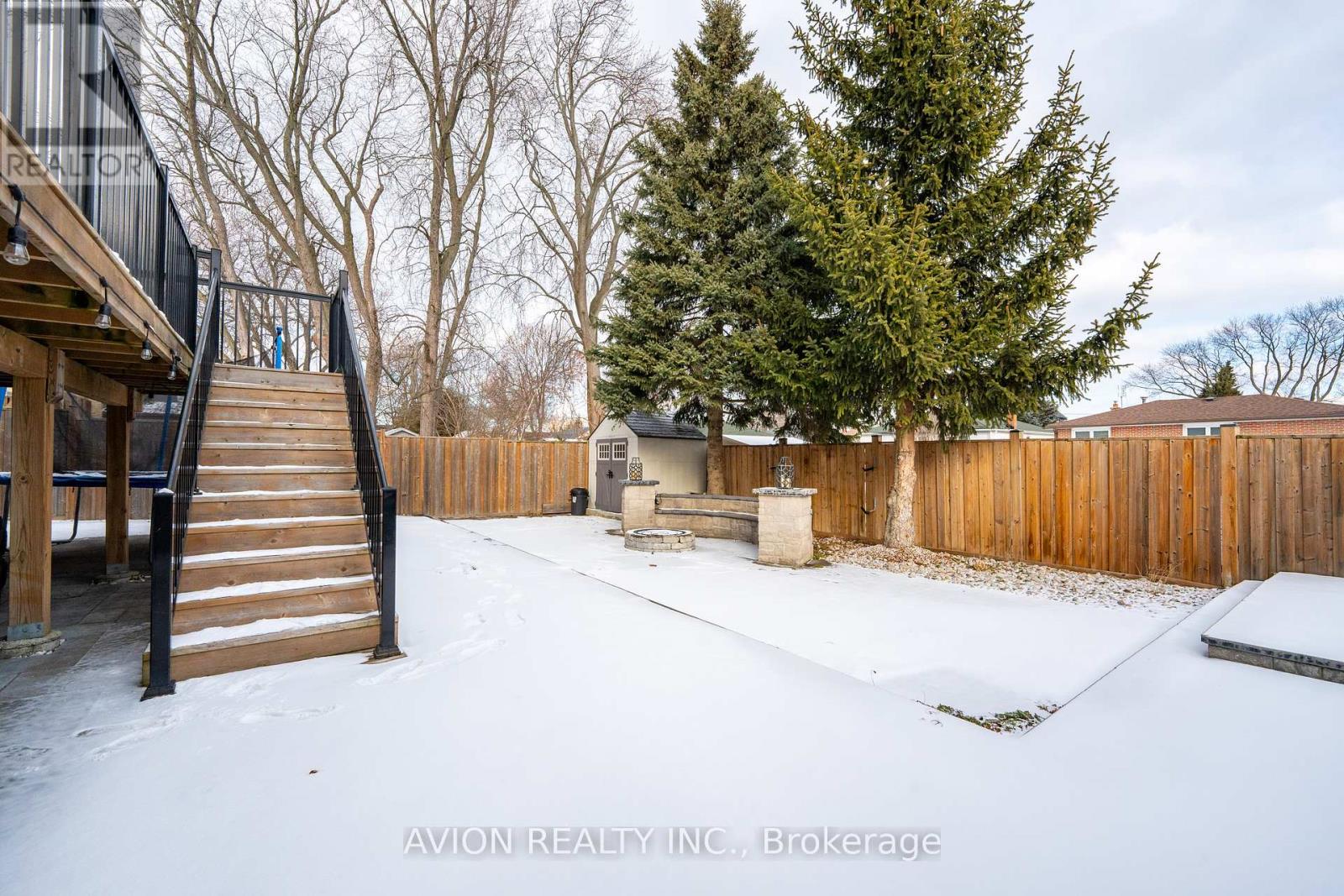 705 Hillview Crescent, Pickering, Ontario  L1W 2R6 - Photo 38 - E12015240