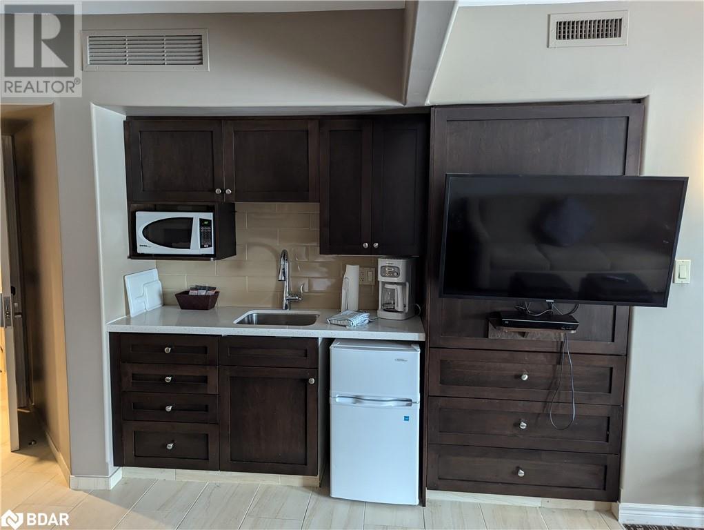 90 Highland Drive Unit# 2426-27, Horseshoe Valley, Ontario  L0L 2L0 - Photo 18 - 40705825