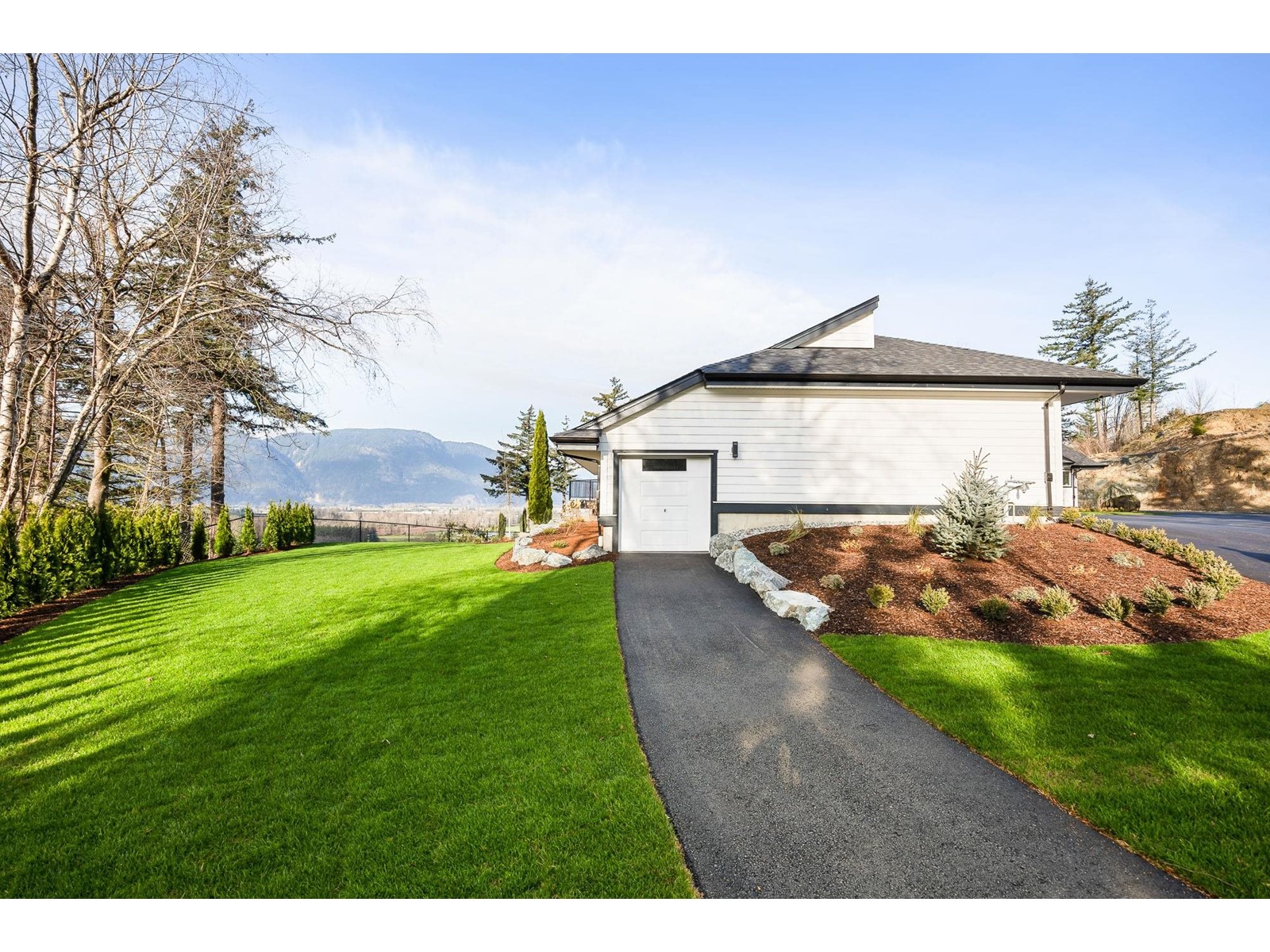 41965 Nikada Drive, Majuba Hill, Chilliwack, British Columbia  V2R 5H2 - Photo 40 - R2976041