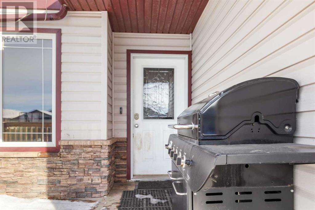 Property at 135 Peyton Way image 3