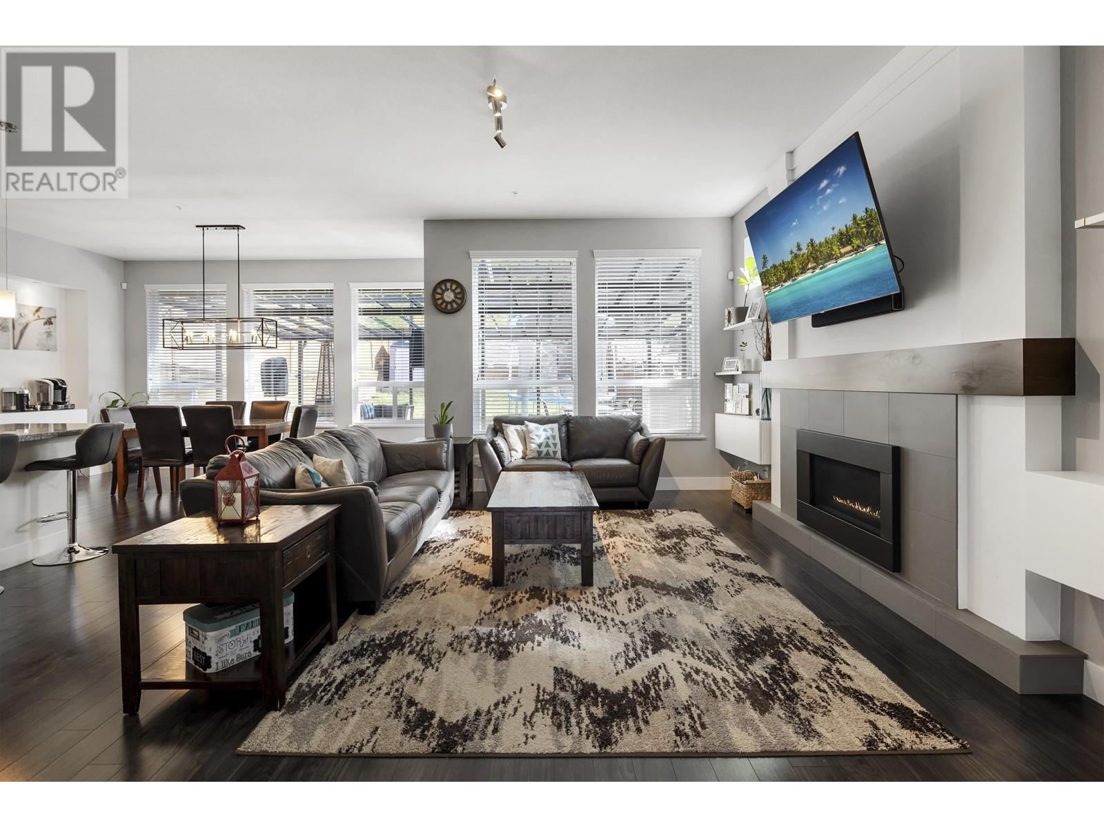 10468 Mceachern Street, Maple Ridge, British Columbia  V2W 0H8 - Photo 5 - R2976339