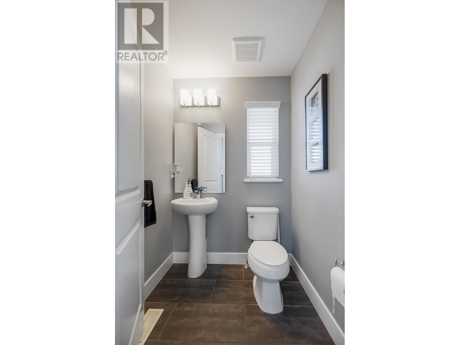 10468 Mceachern Street, Maple Ridge, British Columbia  V2W 0H8 - Photo 18 - R2976339