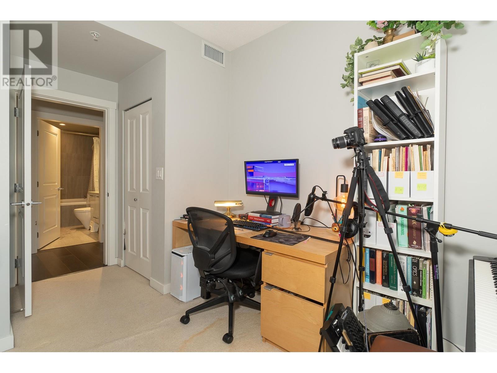 210 5638 Birney Avenue, Vancouver, British Columbia  V6S 0H8 - Photo 8 - R2976355