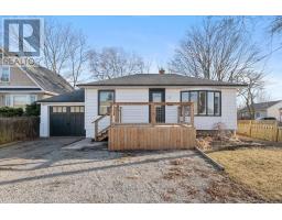 17 MAYWOOD AVENUE, St. Catharines, Ontario