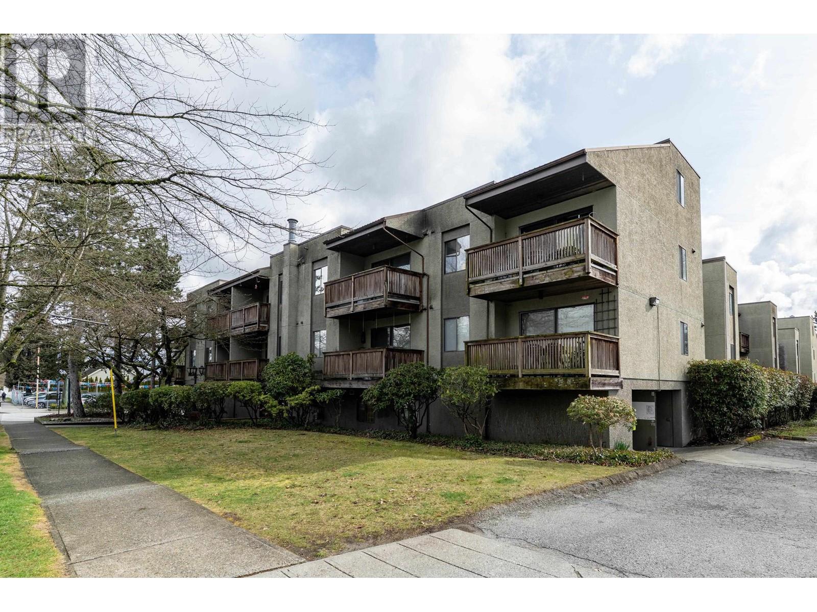 219 1202 London Street, New Westminster, British Columbia  V3M 5Z6 - Photo 1 - R2976535