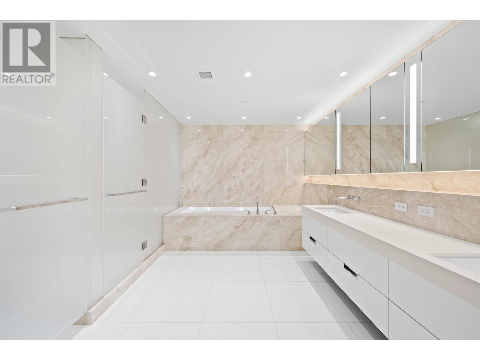 405 1355 Bellevue Avenue, West Vancouver, British Columbia  V7T 0B4 - Photo 18 - R2976931