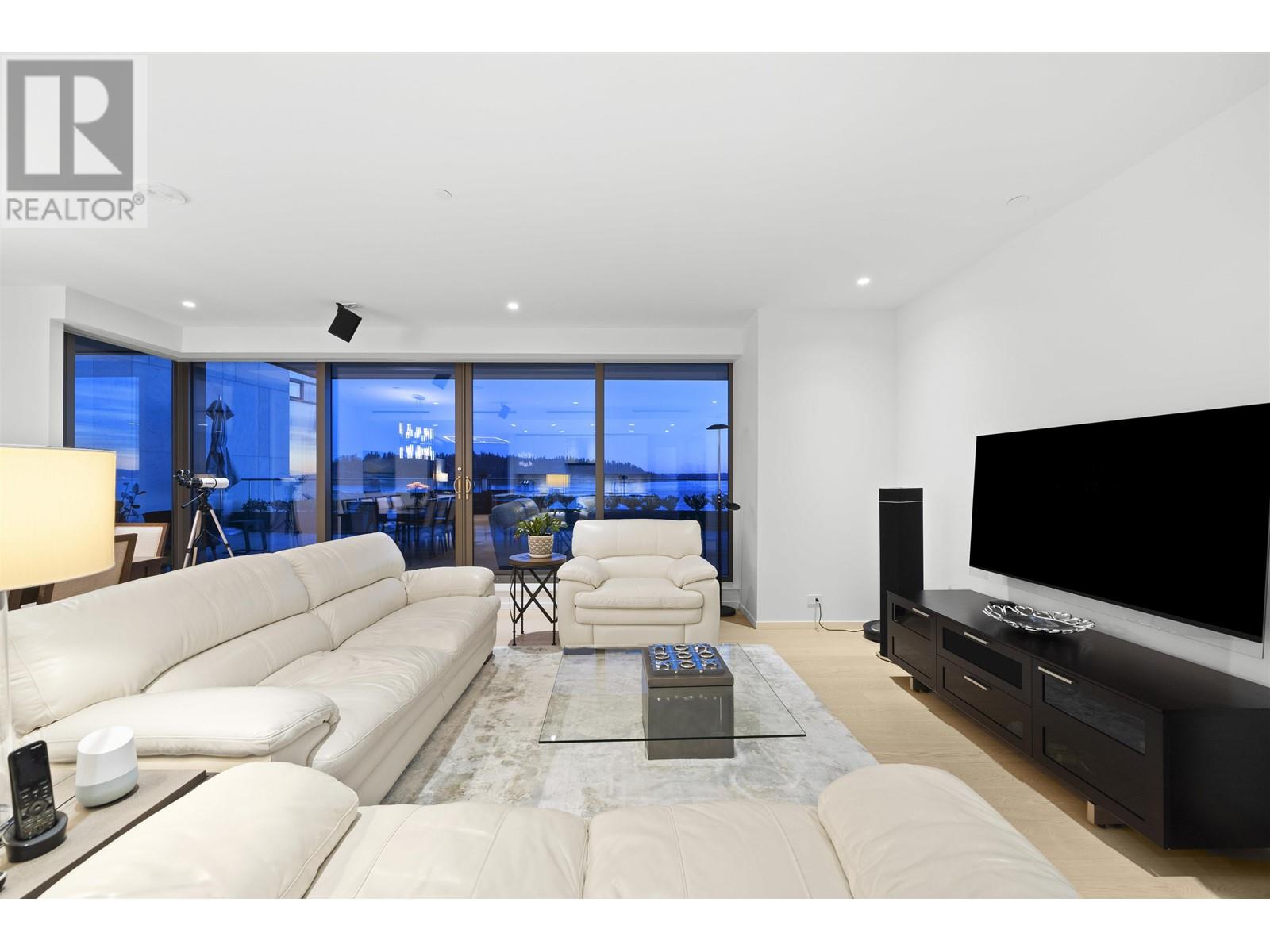 Property at 405 1355 BELLEVUE AVENUE image 5