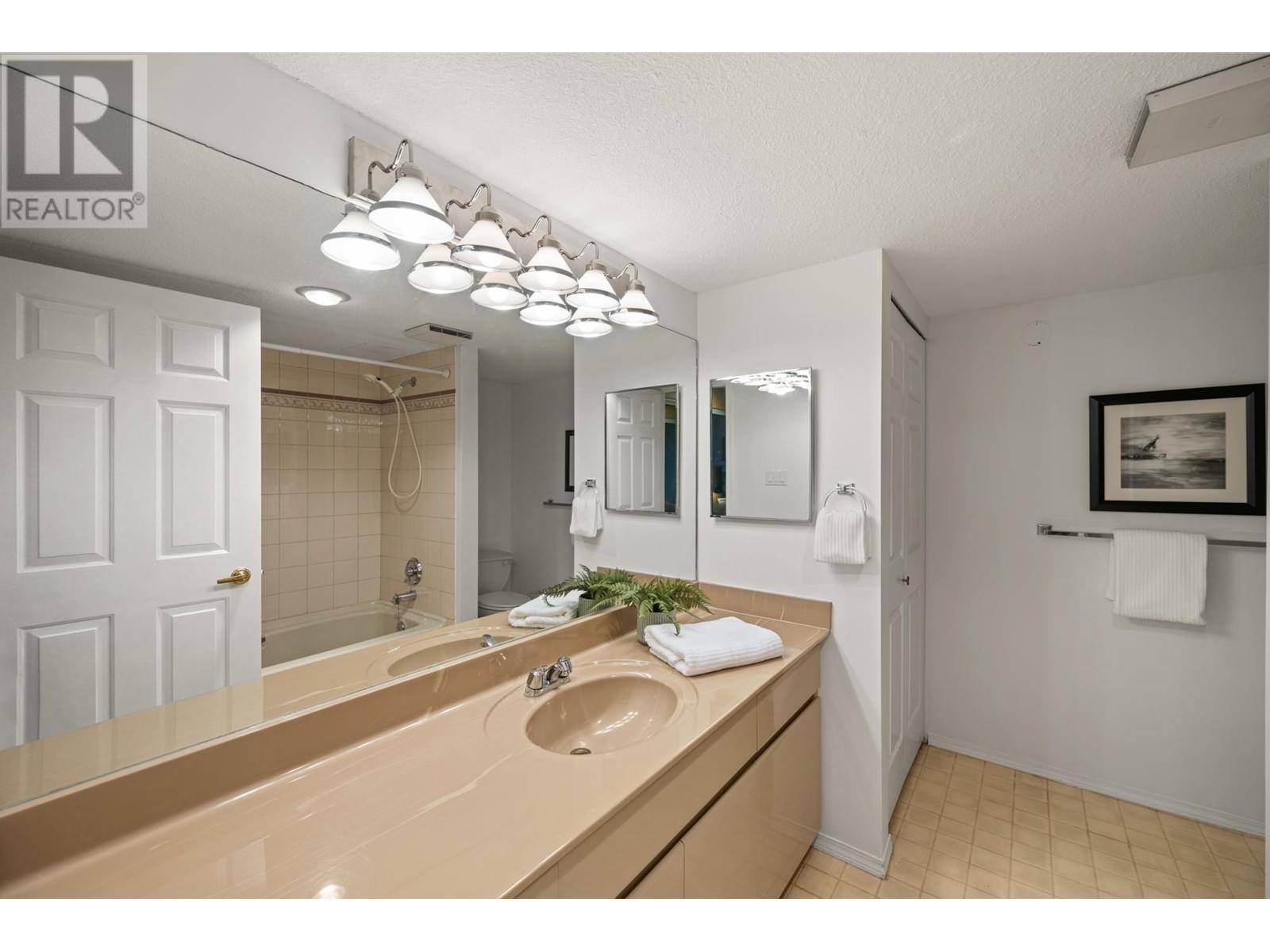 209 1230 Quayside Drive, New Westminster, British Columbia  V3M 6H1 - Photo 23 - R2976939