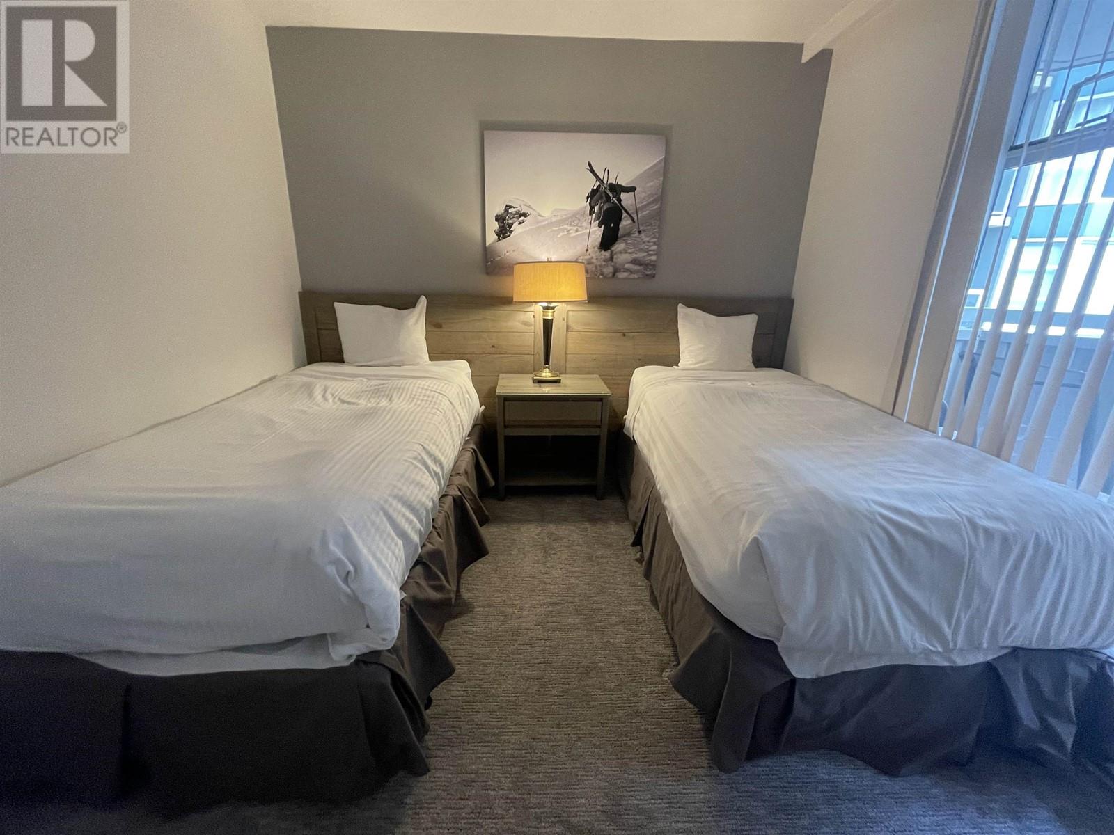 220 Week 2-4910 Spearhead Place, Whistler, British Columbia  V0N 1B4 - Photo 3 - R2976962
