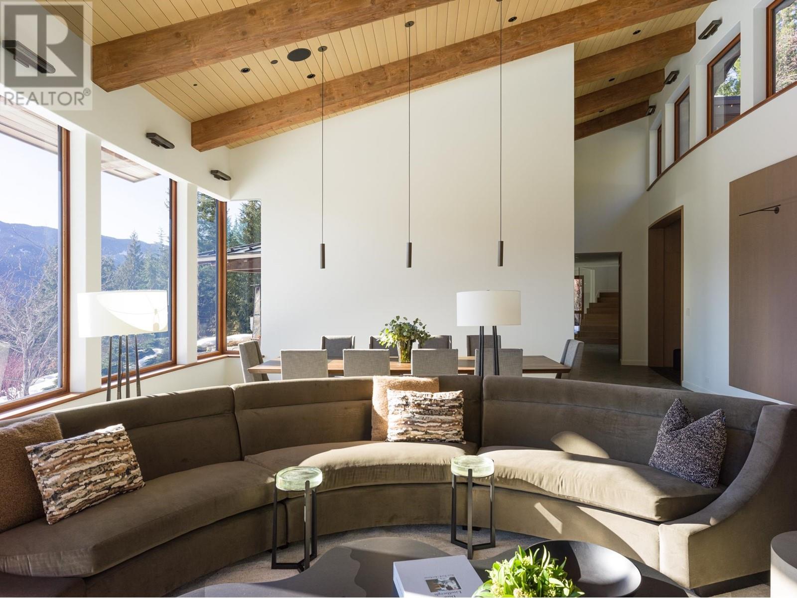 5476 Stonebridge Place, Whistler, British Columbia  V0N 1B5 - Photo 4 - R2976742