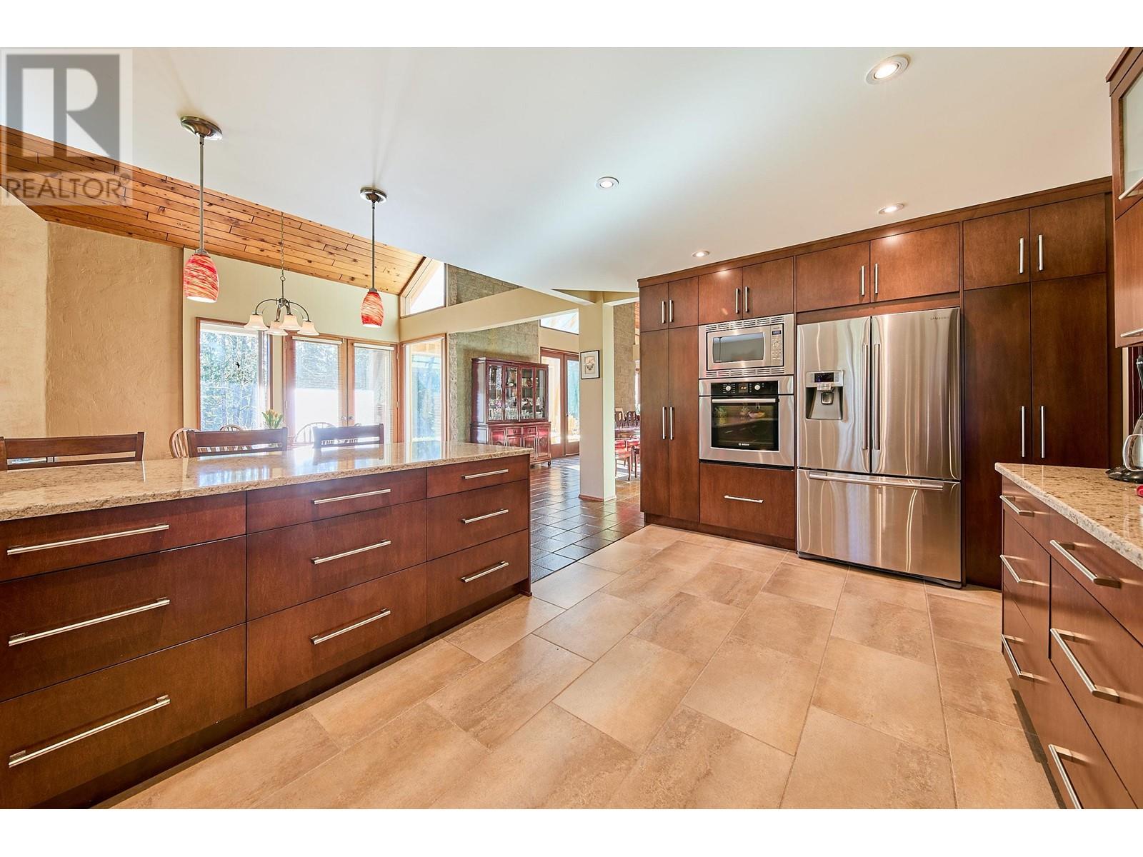 10040 Rolley Crescent, Maple Ridge, British Columbia  V2W 1J9 - Photo 10 - R2976958