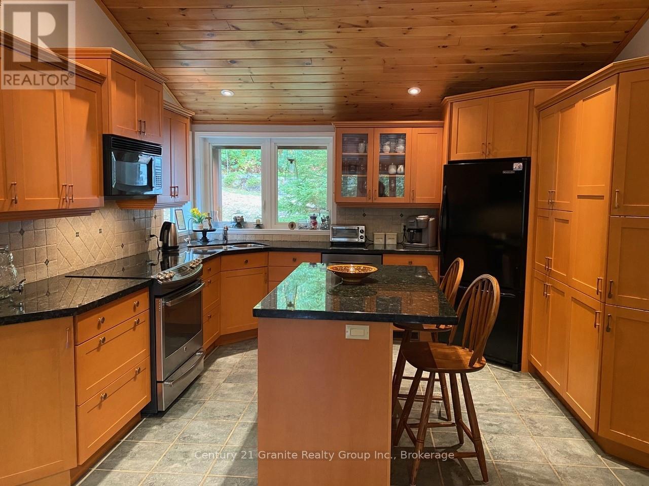 1052 Nutcracker Trail, Highlands East, Ontario  K0M 1S0 - Photo 10 - X12015271