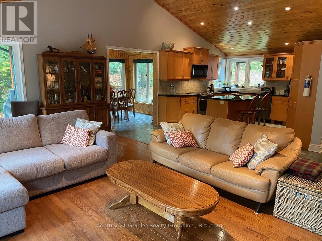 1052 Nutcracker Trail, Highlands East, Ontario  K0M 1S0 - Photo 17 - X12015271
