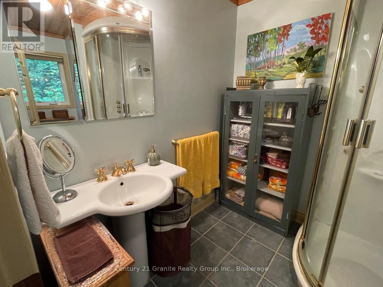 1052 Nutcracker Trail, Highlands East, Ontario  K0M 1S0 - Photo 19 - X12015271