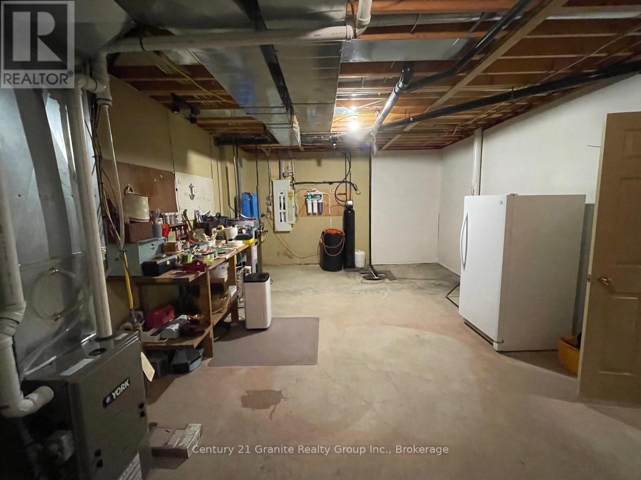 1052 Nutcracker Trail, Highlands East, Ontario  K0M 1S0 - Photo 31 - X12015271