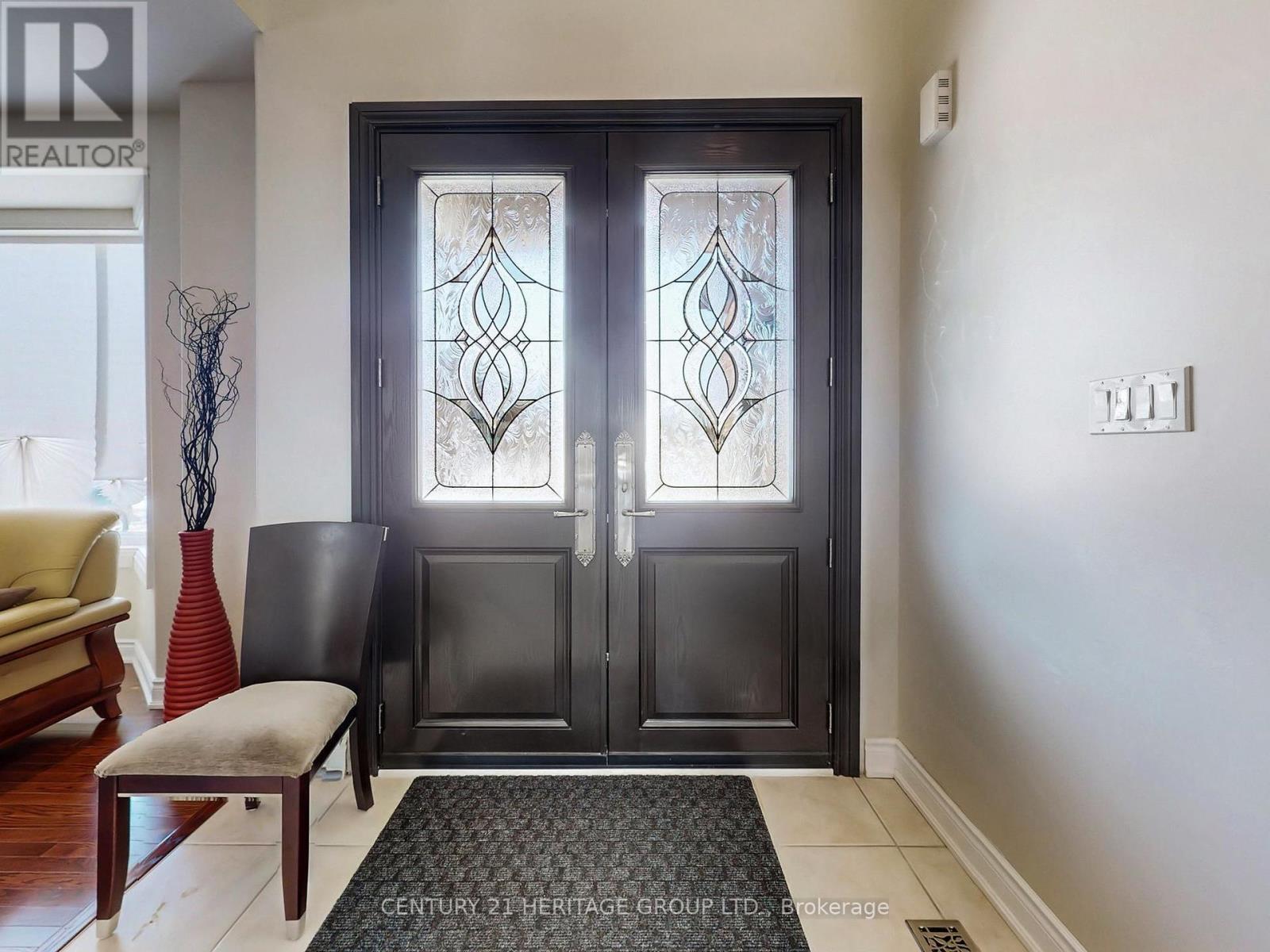 Property at 896 BOOTH AVENUE image 4