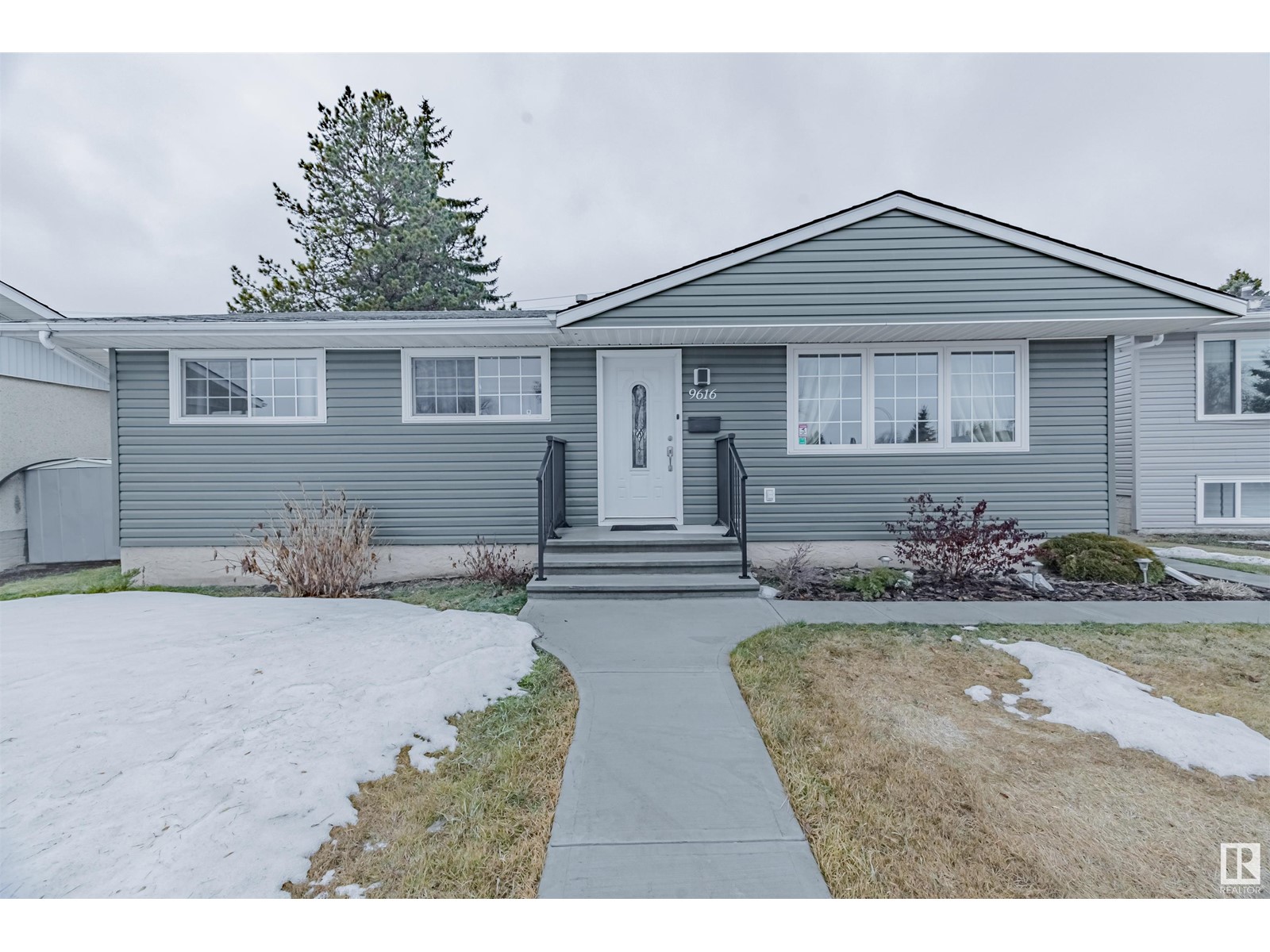 9616 169 ST NW, Edmonton, Alberta