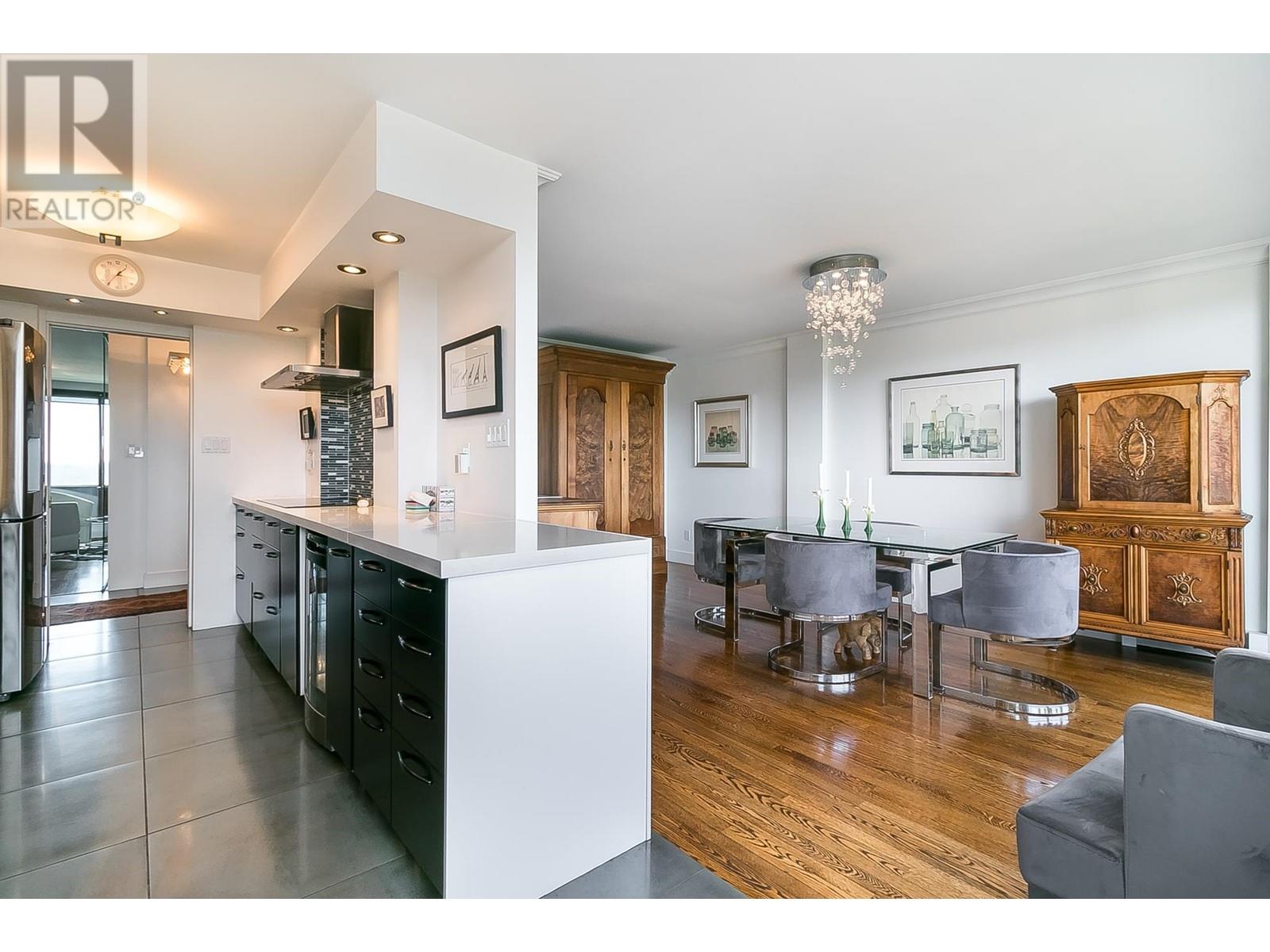 1702 320 Royal Avenue, New Westminster, British Columbia  V3L 5C6 - Photo 12 - R2976579