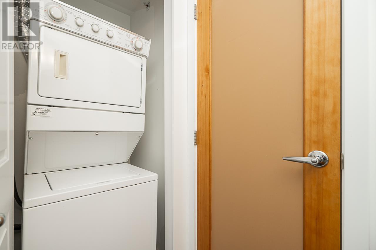 Listing Picture 28 of 34 : 401 8988 HUDSON STREET, Vancouver / 溫哥華 - 魯藝地產 Yvonne Lu Group - MLS Medallion Club Member