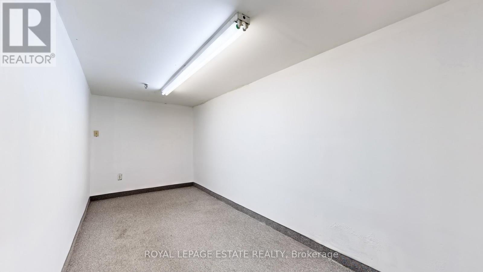 B101 - 2558 Danforth Avenue, Toronto, Ontario  M4C 1L3 - Photo 16 - E8471986