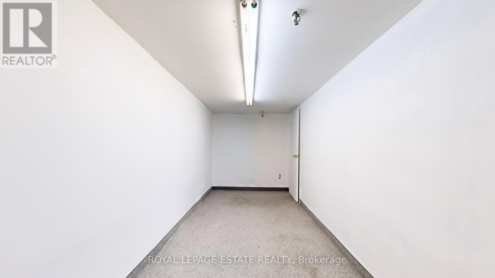 B101 - 2558 Danforth Avenue, Toronto, Ontario  M4C 1L3 - Photo 17 - E8471986