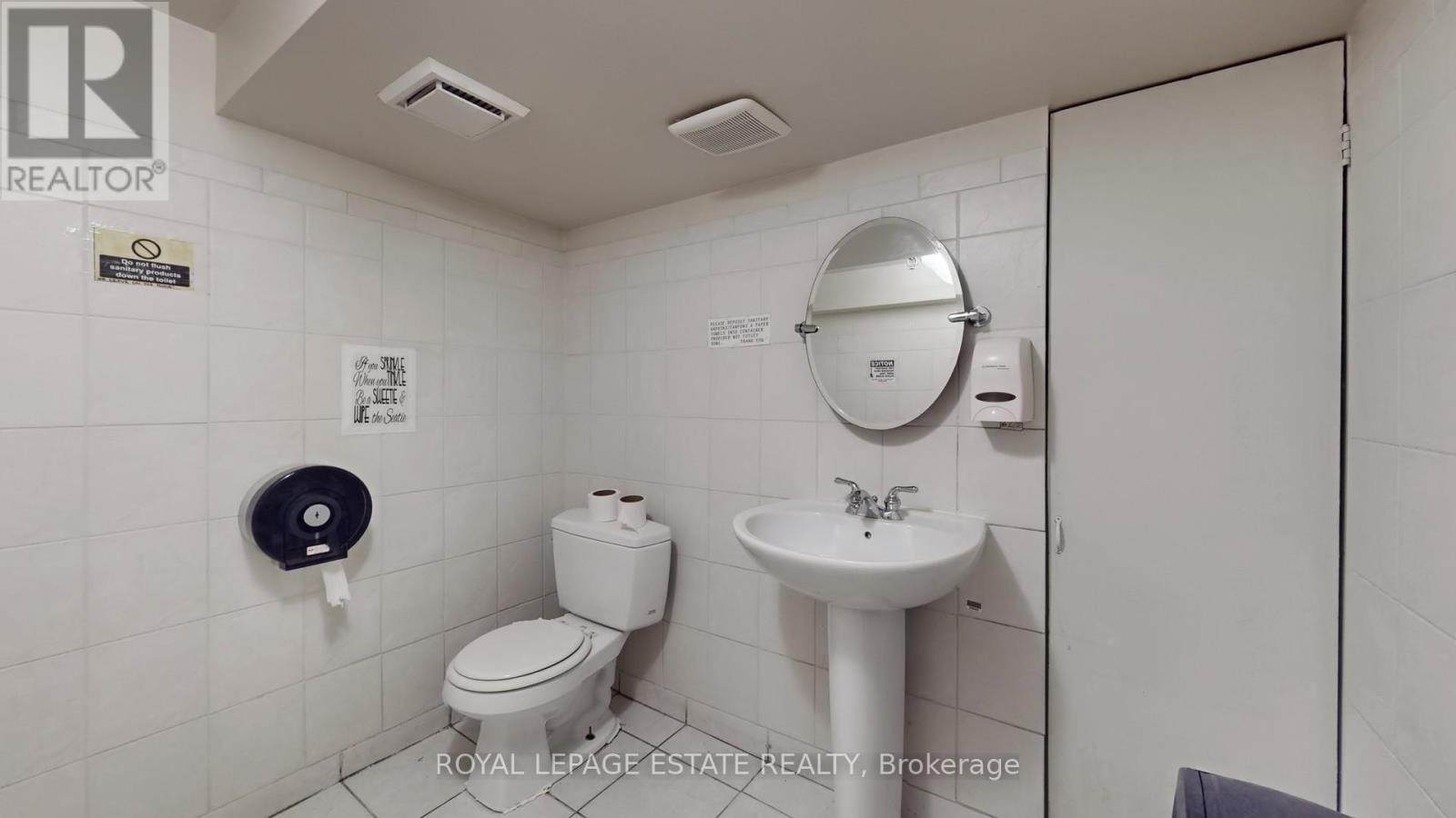 B101 - 2558 Danforth Avenue, Toronto, Ontario  M4C 1L3 - Photo 24 - E8471986