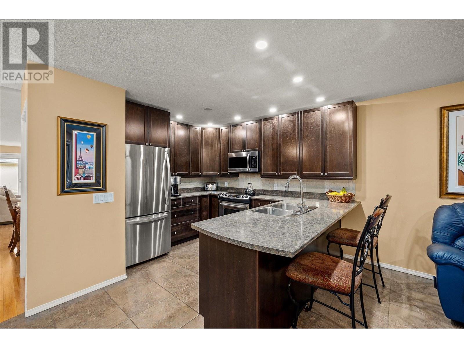 Property at 950 Lanfranco Road Unit# 34 image 4