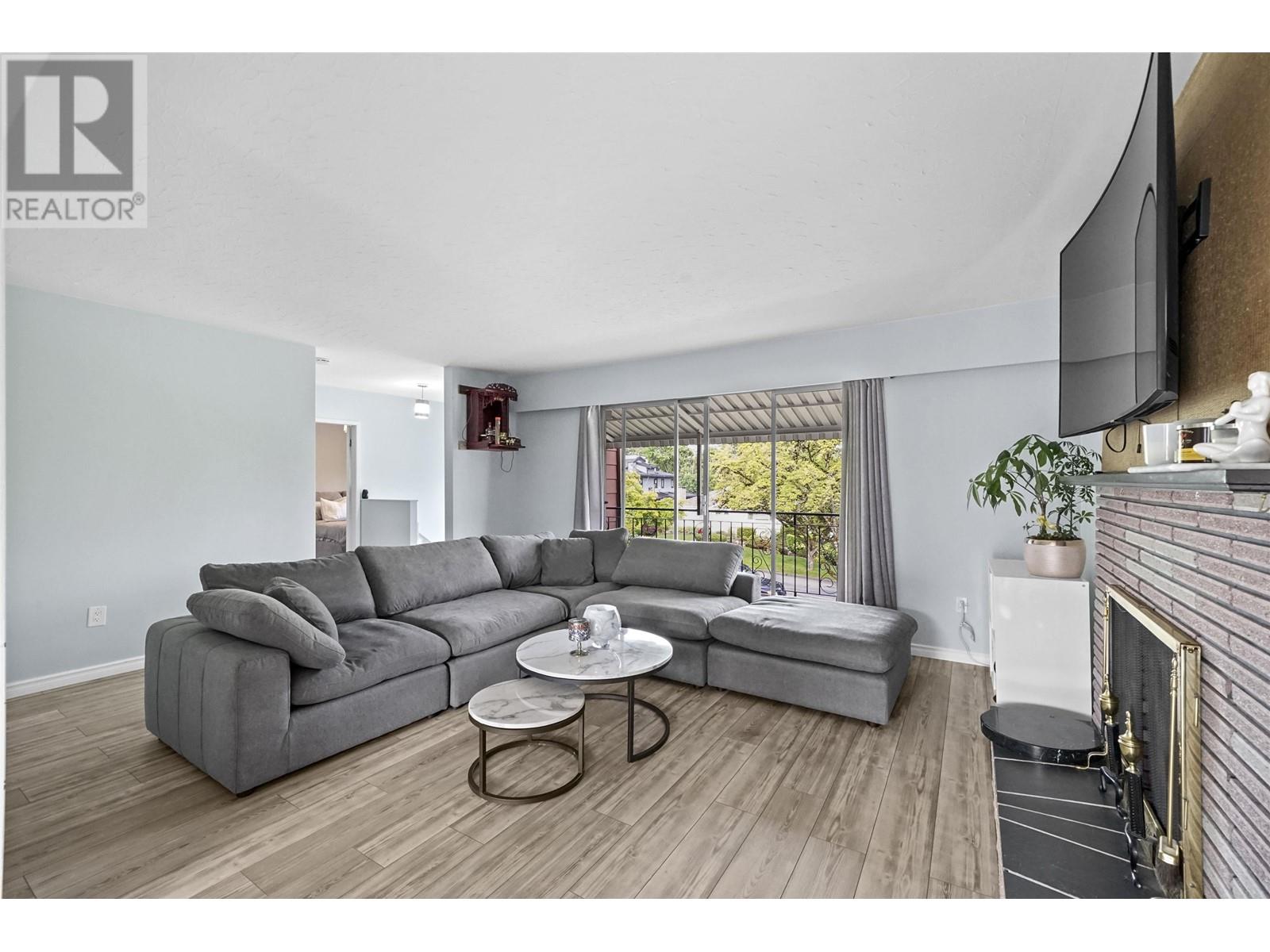 8215 Elliott Street, Vancouver, British Columbia  V5S 2P3 - Photo 12 - R2970694