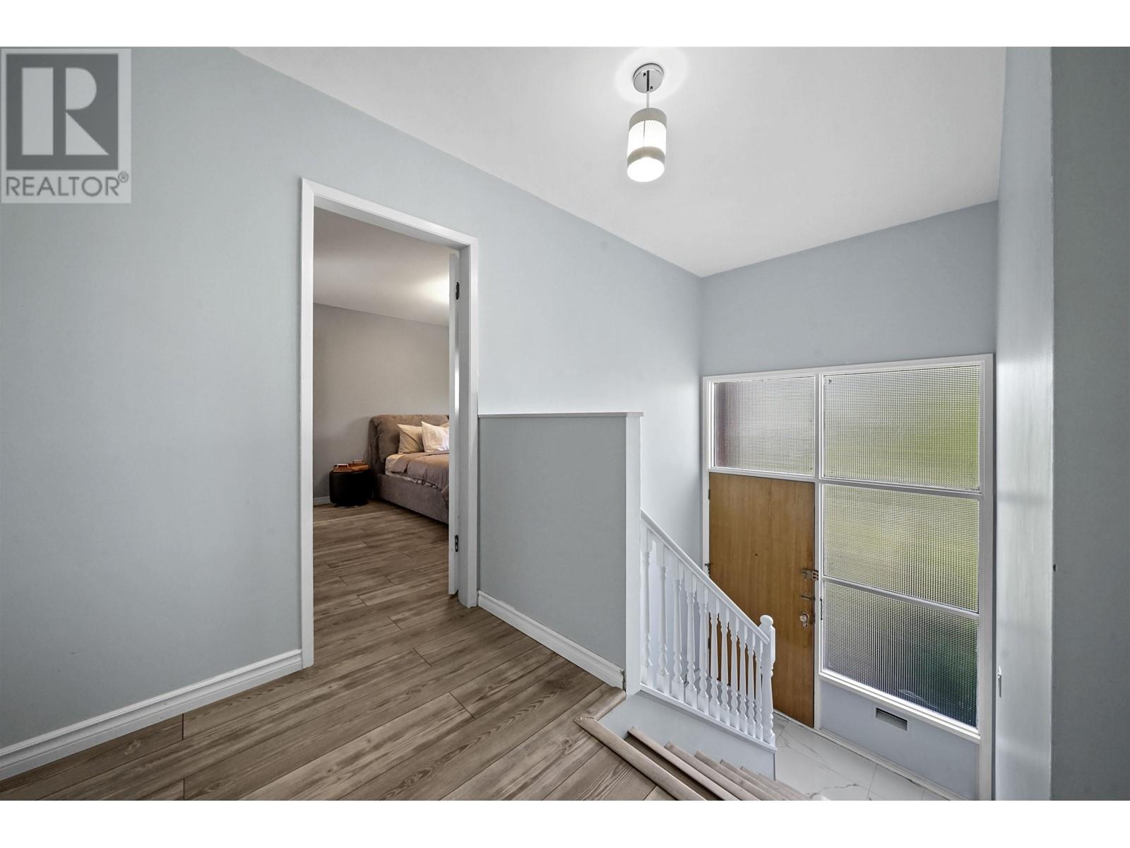 8215 Elliott Street, Vancouver, British Columbia  V5S 2P3 - Photo 5 - R2970694