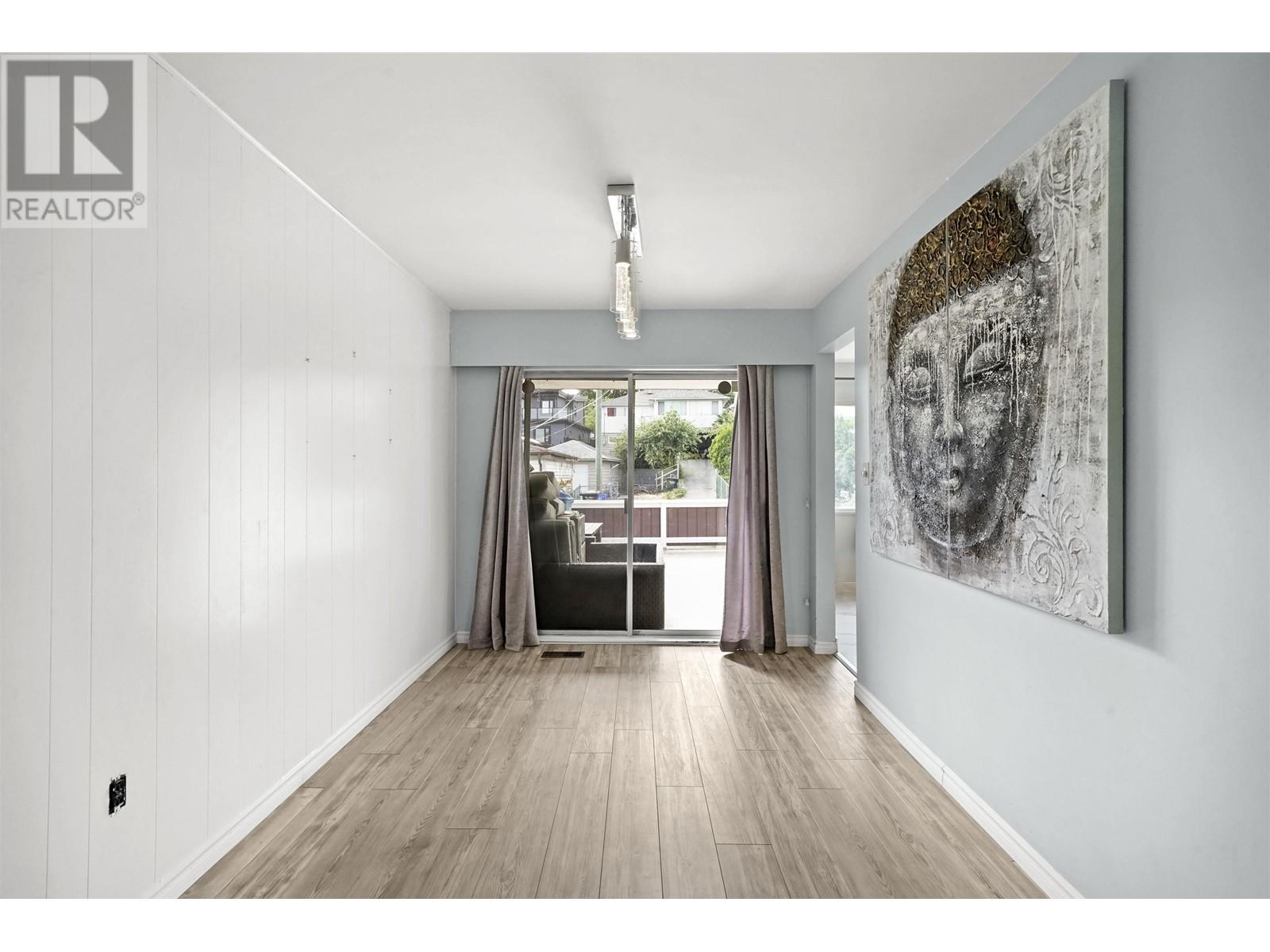 8215 Elliott Street, Vancouver, British Columbia  V5S 2P3 - Photo 13 - R2970694