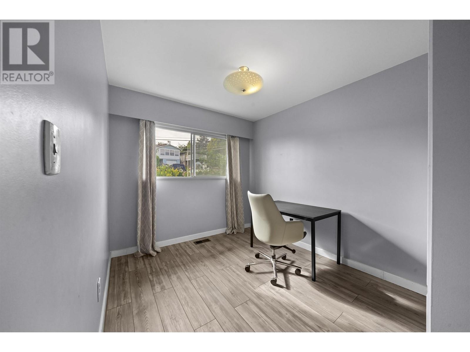 8215 Elliott Street, Vancouver, British Columbia  V5S 2P3 - Photo 8 - R2970694