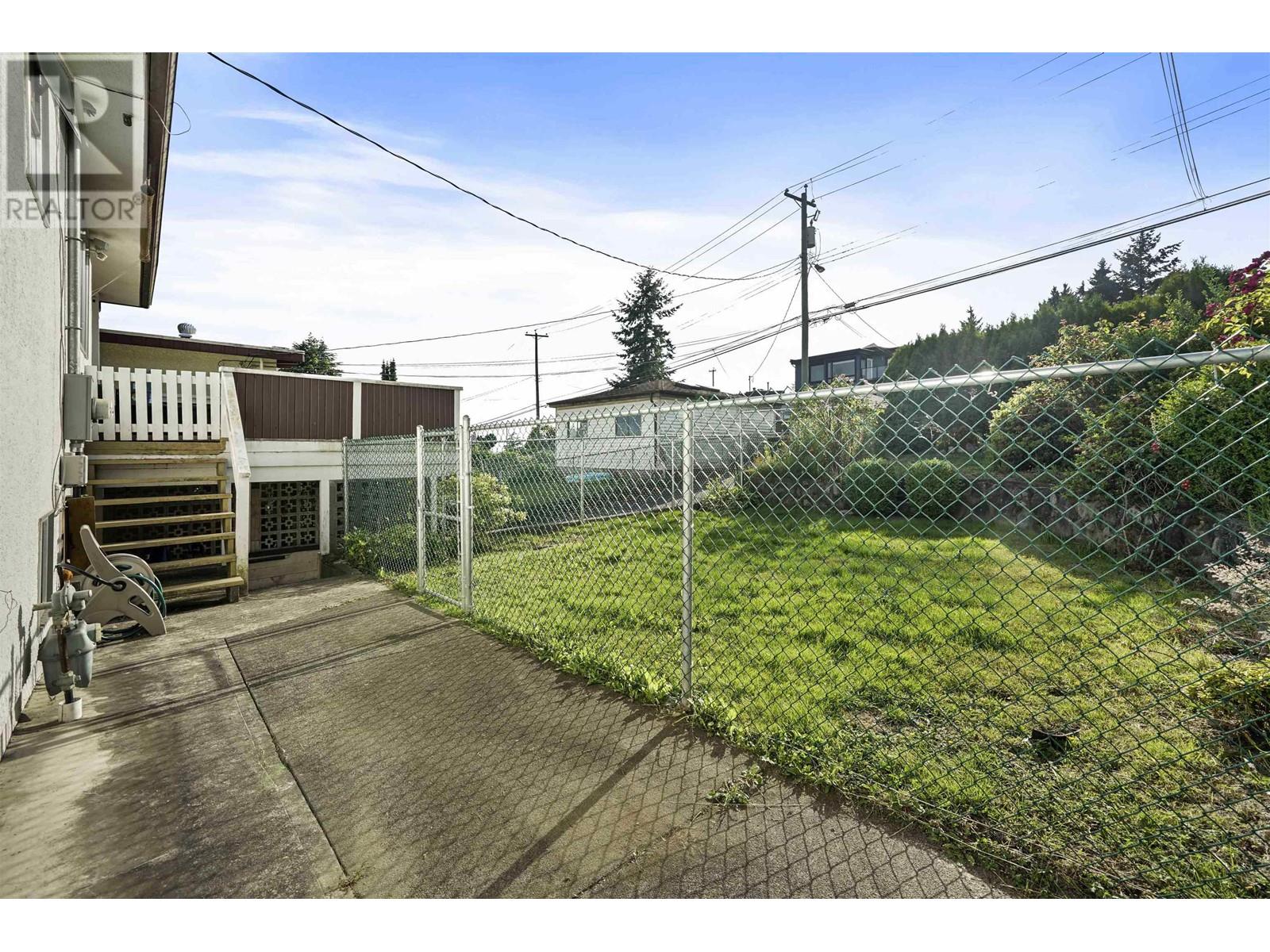 8215 Elliott Street, Vancouver, British Columbia  V5S 2P3 - Photo 23 - R2970694