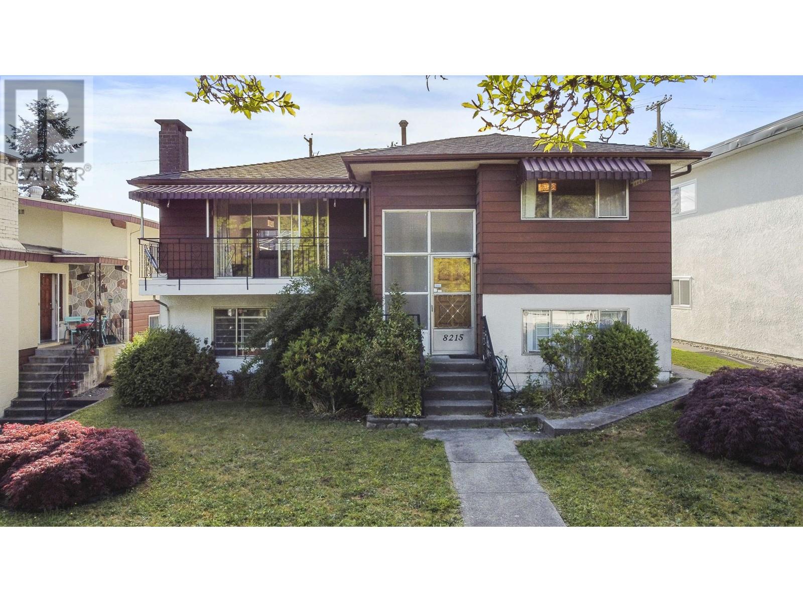 8215 ELLIOTT STREET, Vancouver, British Columbia