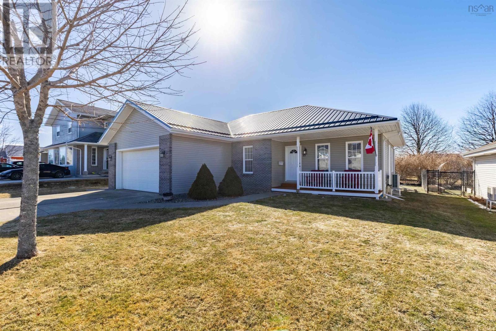 25 Breeze Drive, Yarmouth, Nova Scotia  B5A 4V1 - Photo 36 - 202504665