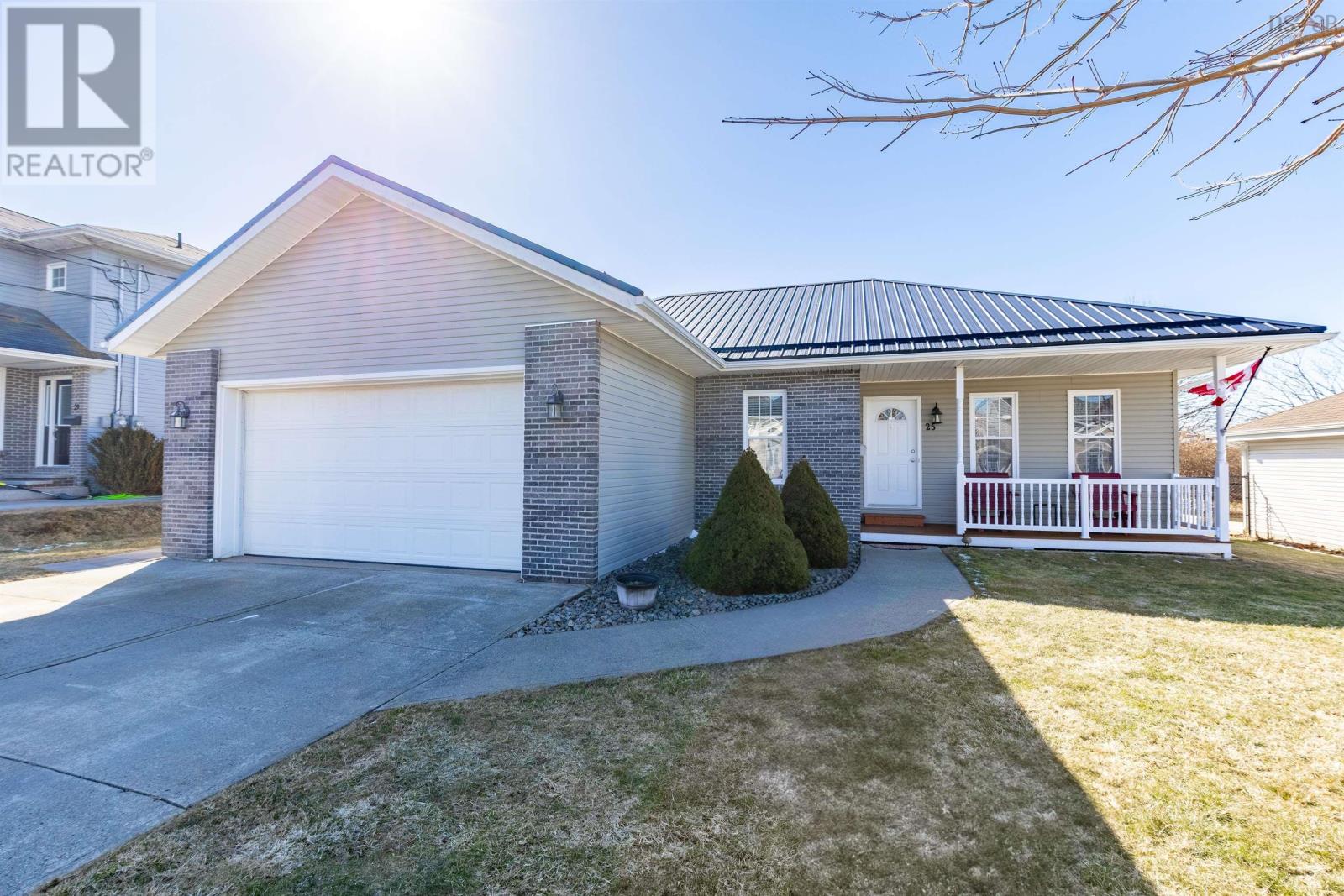 25 Breeze Drive, Yarmouth, Nova Scotia  B5A 4V1 - Photo 37 - 202504665