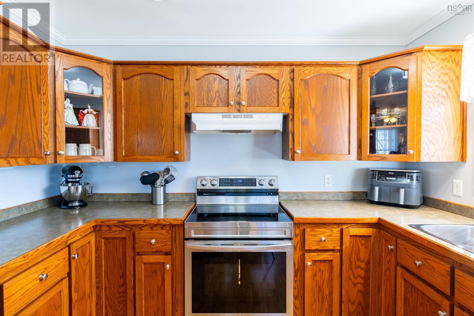 25 Breeze Drive, Yarmouth, Nova Scotia  B5A 4V1 - Photo 8 - 202504665