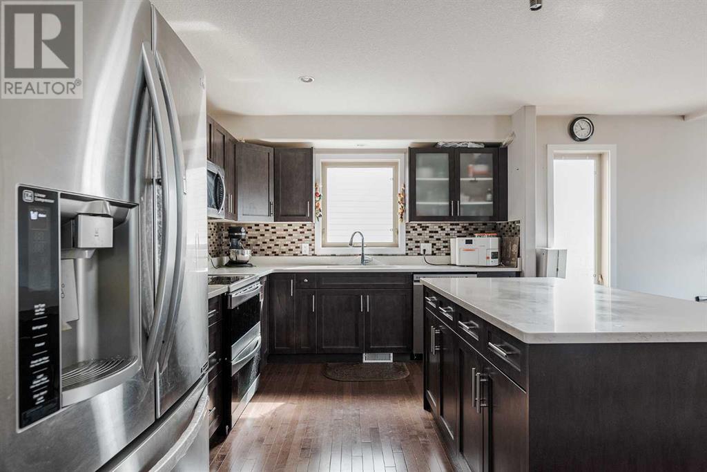 Property at 410 Grosbeak Way image 5