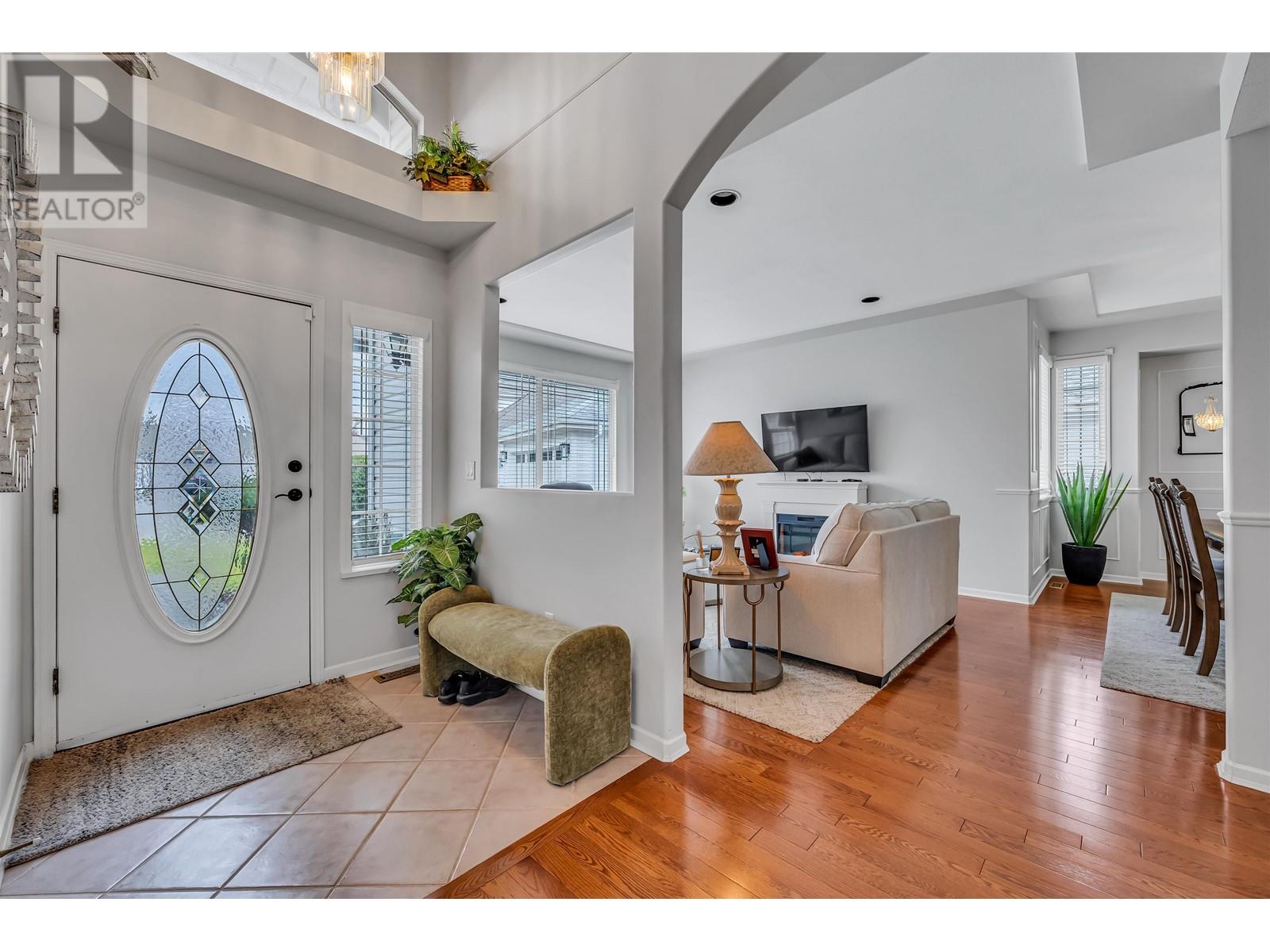 12154 Blossom Street, Maple Ridge, British Columbia  V2X 1C3 - Photo 6 - R2976942