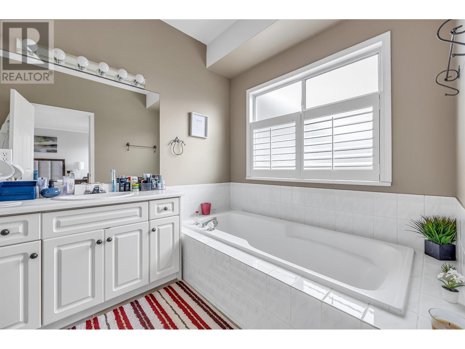 12154 Blossom Street, Maple Ridge, British Columbia  V2X 1C3 - Photo 27 - R2976942