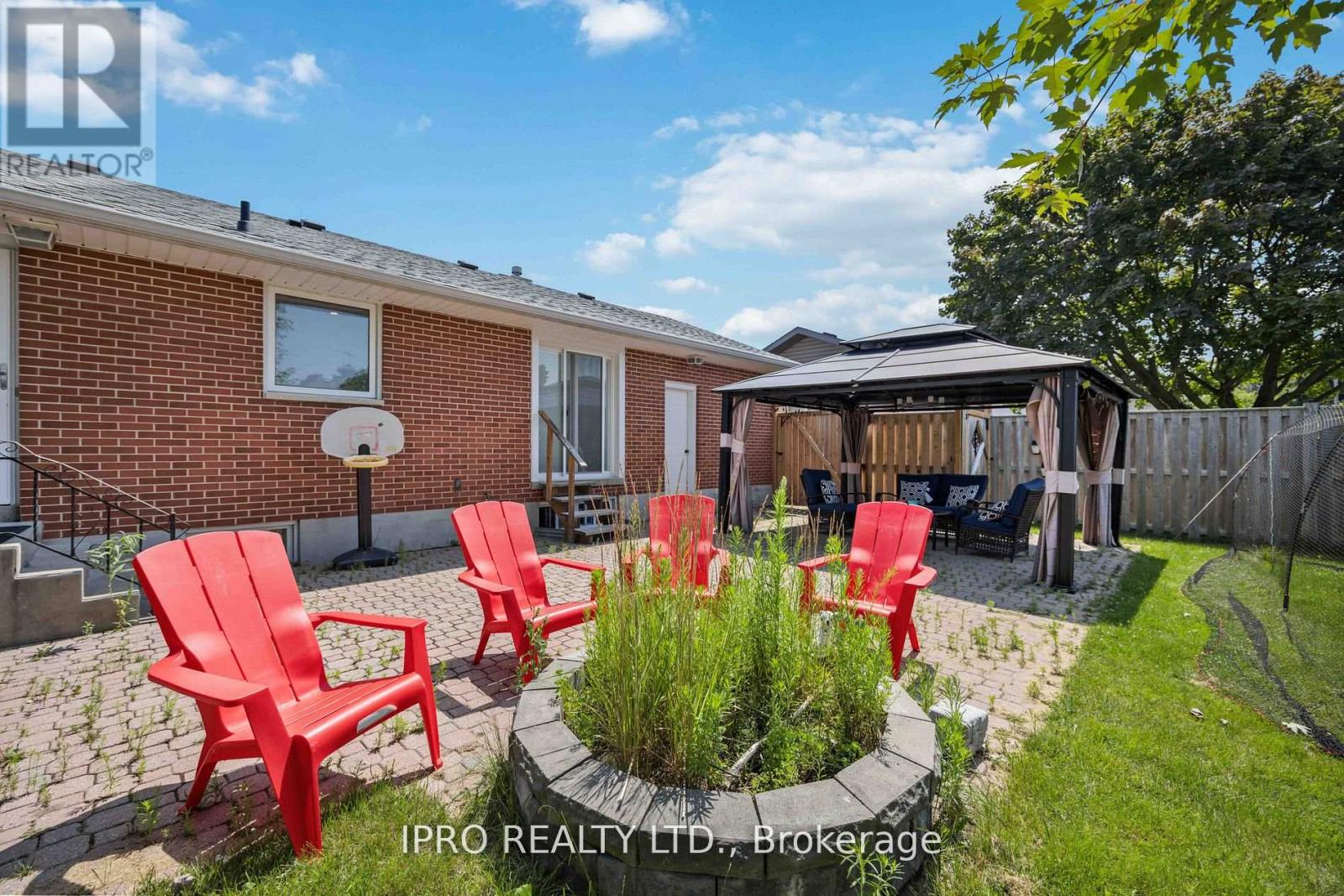 Property at 736 WESTDALE STREET image 4