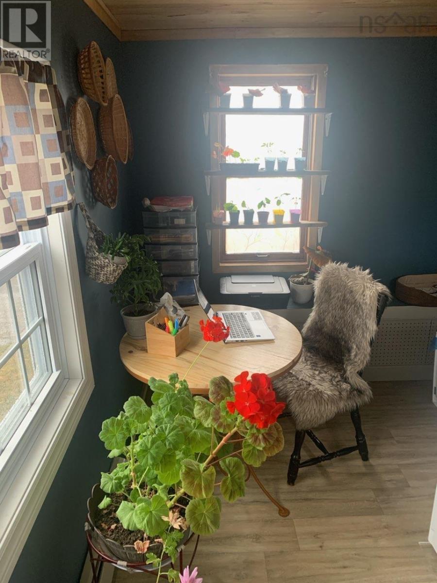 16 Queen Street, Scotchtown, Nova Scotia  B1H 1E8 - Photo 6 - 202504637