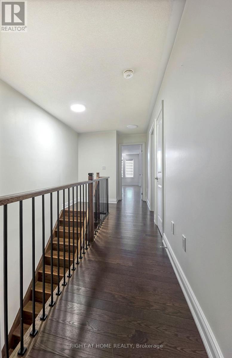 12 Ixworth Circle, Brampton, Ontario  L6Y 6J8 - Photo 11 - W12015367