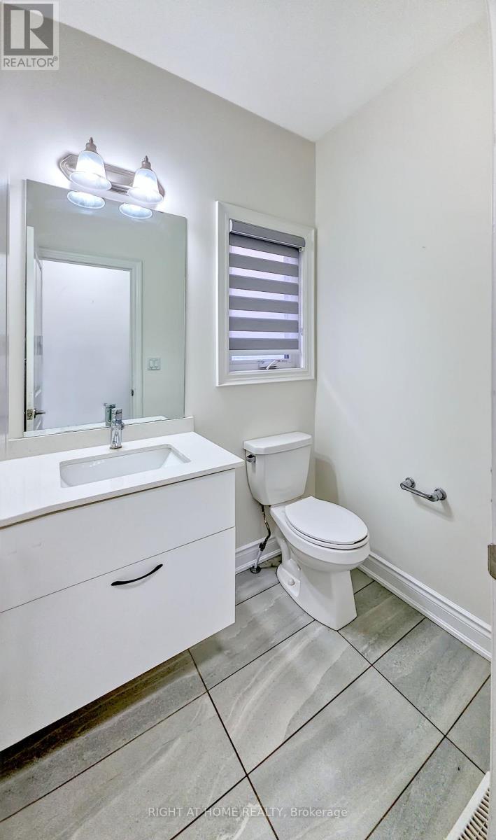 12 Ixworth Circle, Brampton, Ontario  L6Y 6J8 - Photo 6 - W12015367