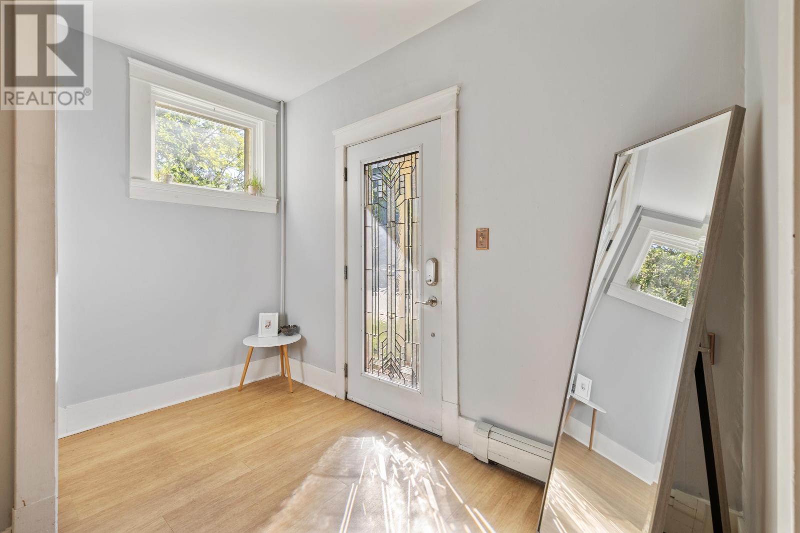 Property at 4 Hillcrest Avenue image 5