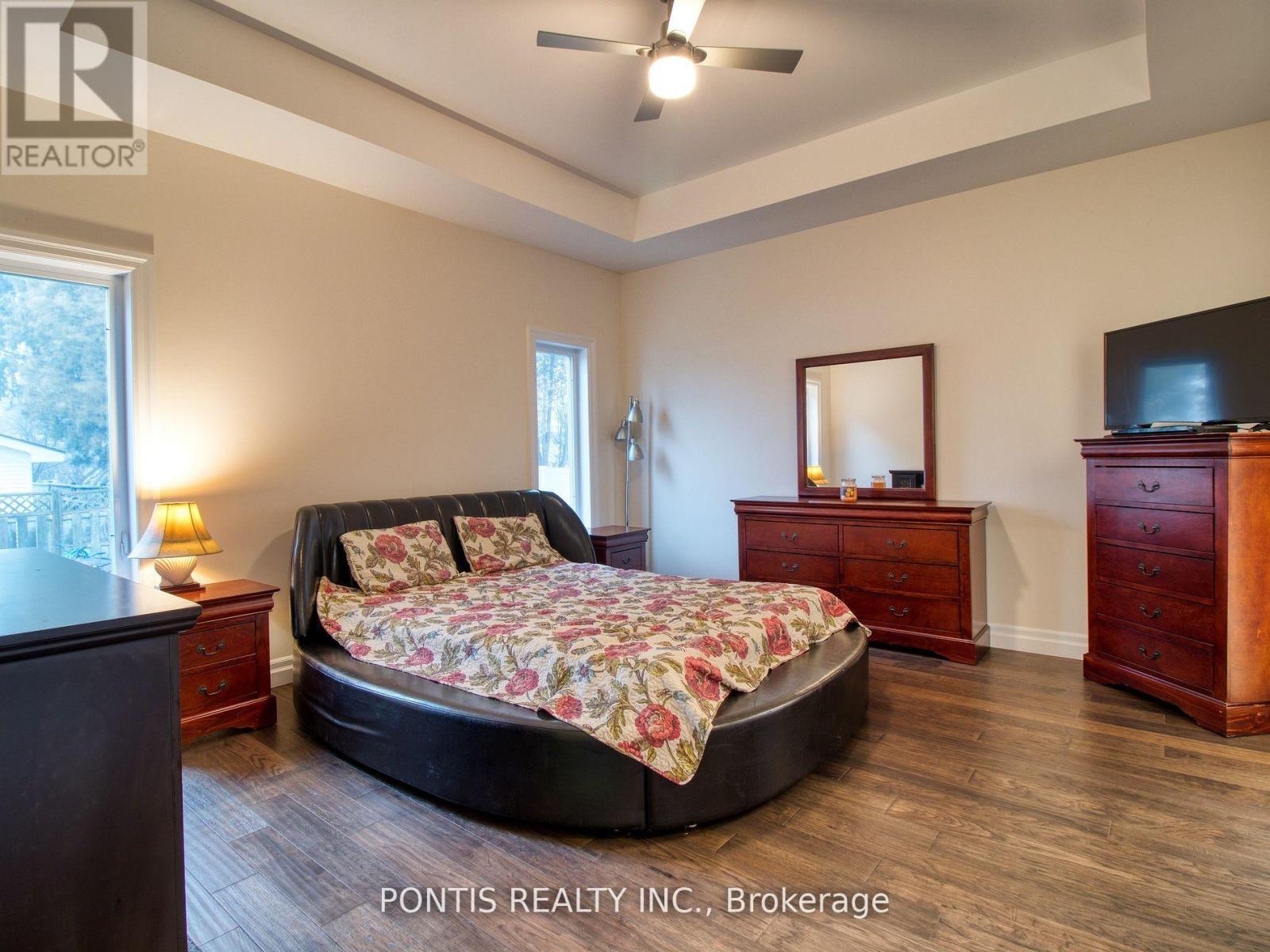 41 Sleepy Meadow Drive, Chatham-Kent, Ontario  N0P 1A0 - Photo 13 - X12015346