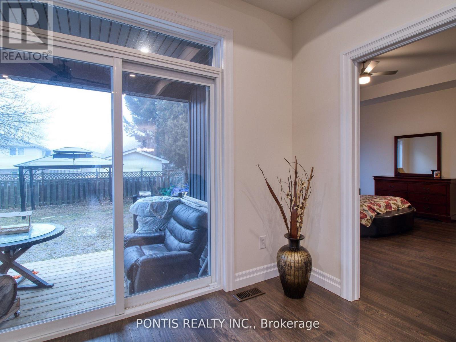 41 Sleepy Meadow Drive, Chatham-Kent, Ontario  N0P 1A0 - Photo 15 - X12015346